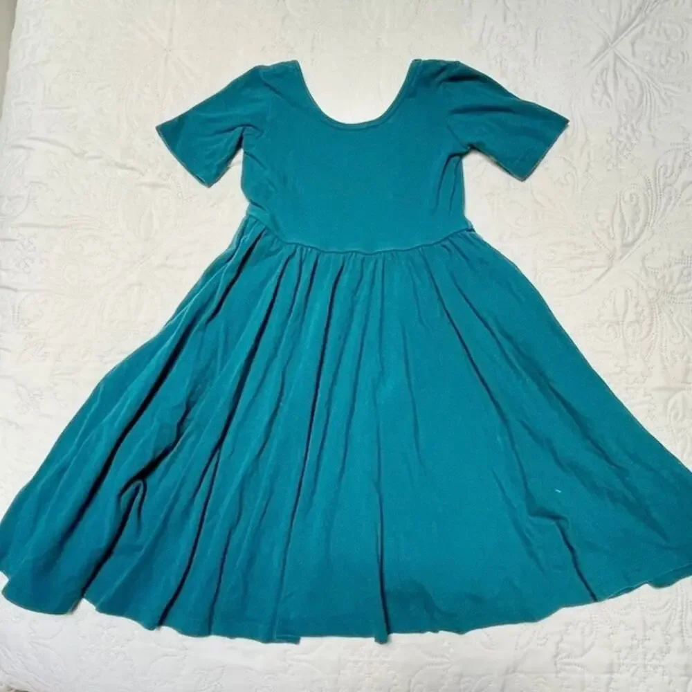 Alice + Ames Short Sleeve Ballet Dress Size 6